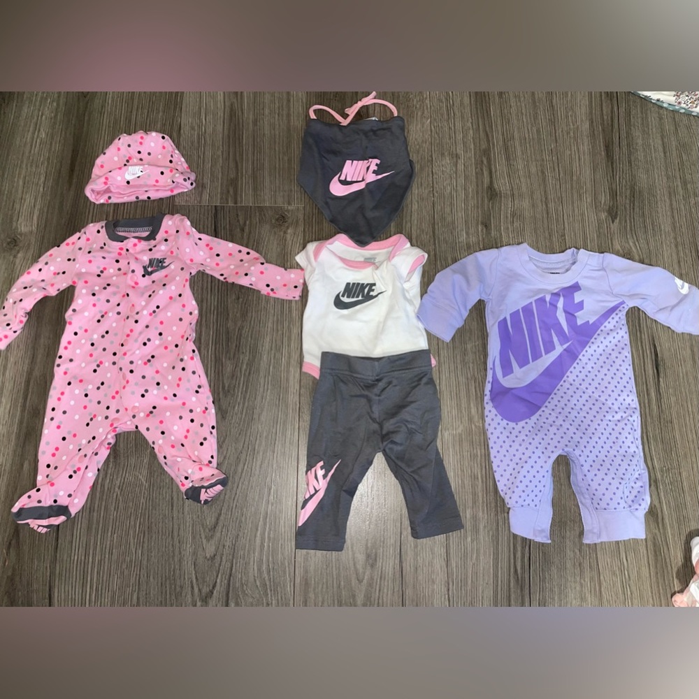 Newborn lot! Swaddles, gowns, sleepers, and onesies! Can’t be separated!